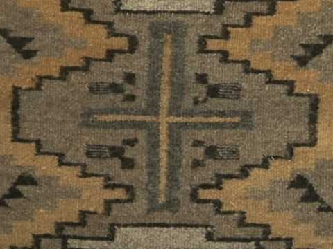 Navajo Weavers Carry on Centuries-Old Tradition