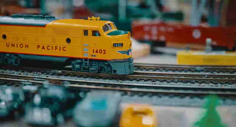 yellow and blue train toy